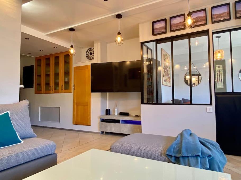 Superbe Logement Au Vallon Des Auffes Marseille Luaran gambar
