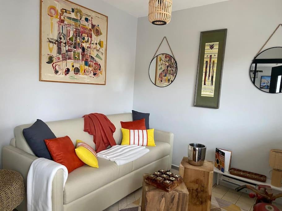 Superbe Logement Au Vallon Des Auffes Marseille Luaran gambar