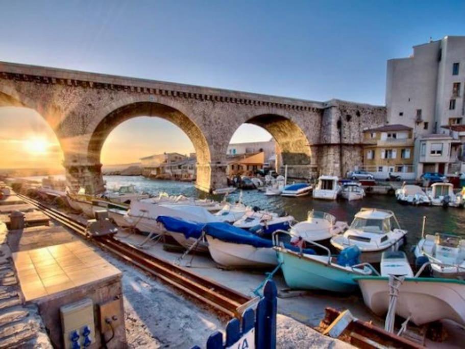 Superbe Logement Au Vallon Des Auffes Marseille Luaran gambar